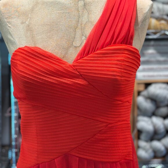 Max & Cleo Size 4 Red Cocktail Dress - Picture 3 of 7